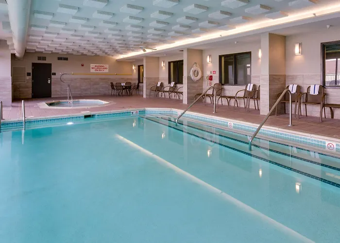 Drury Inn & Suites Overland Park